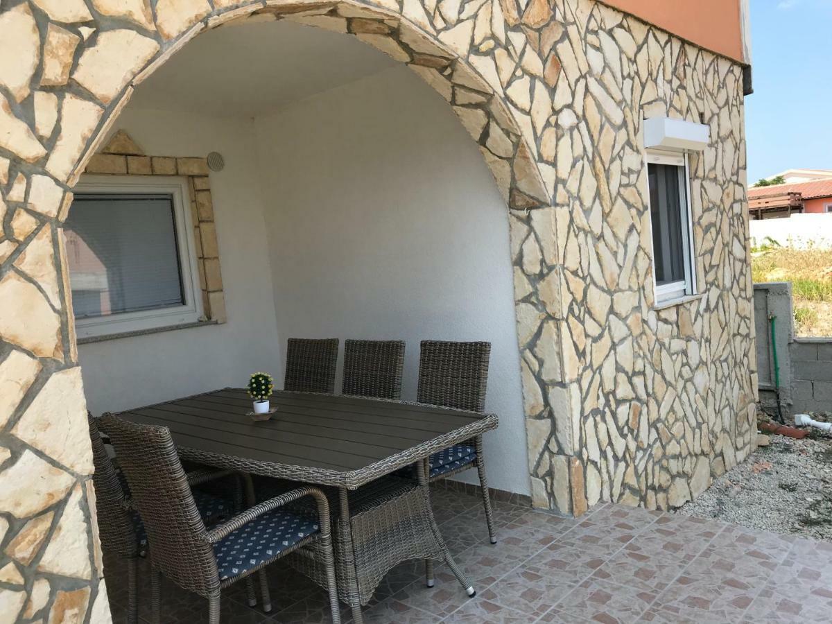 Apartmani Darija Vir Kültér fotó